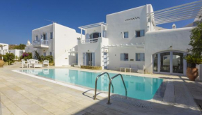 Ivi Mykonean Suites